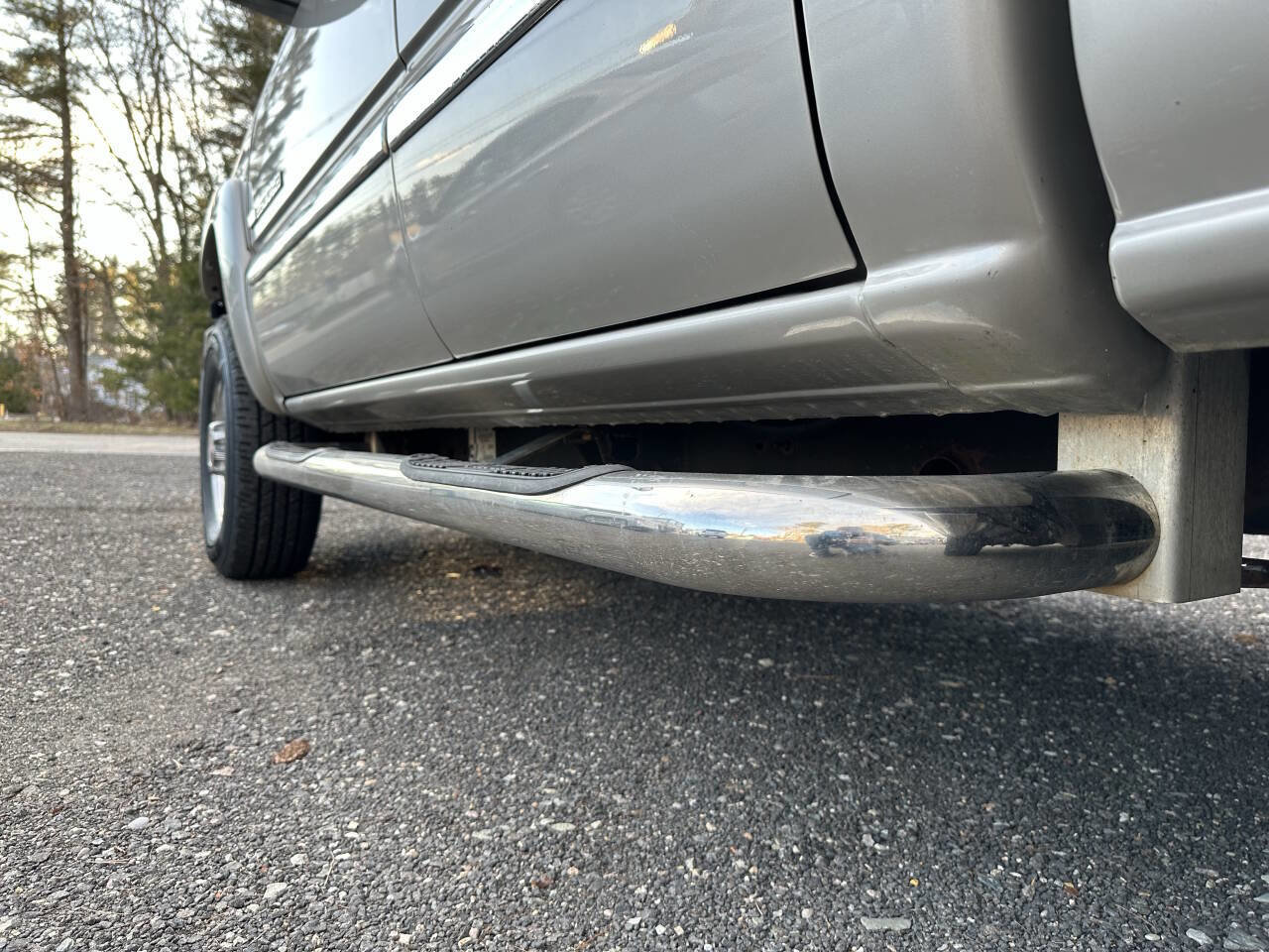 Used 2007 GMC Sierra 2500 SLE w/ Snow Plow Prep Package image 16