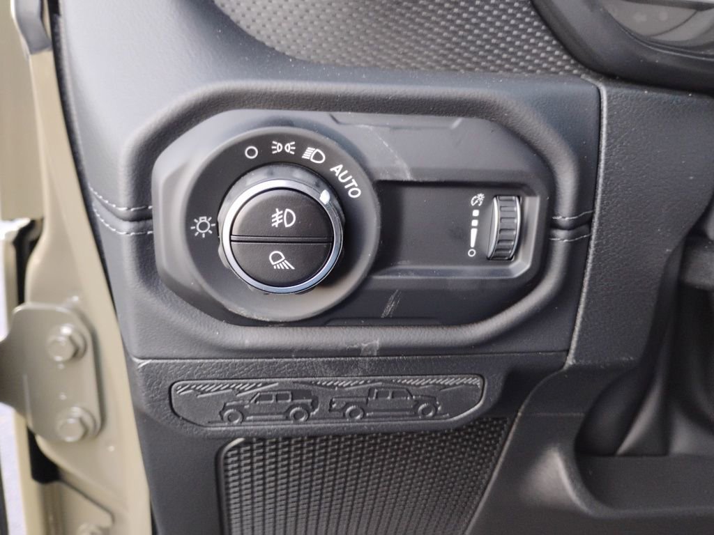 New 2026 Jeep Gladiator Mojave AWD/4WD image 39