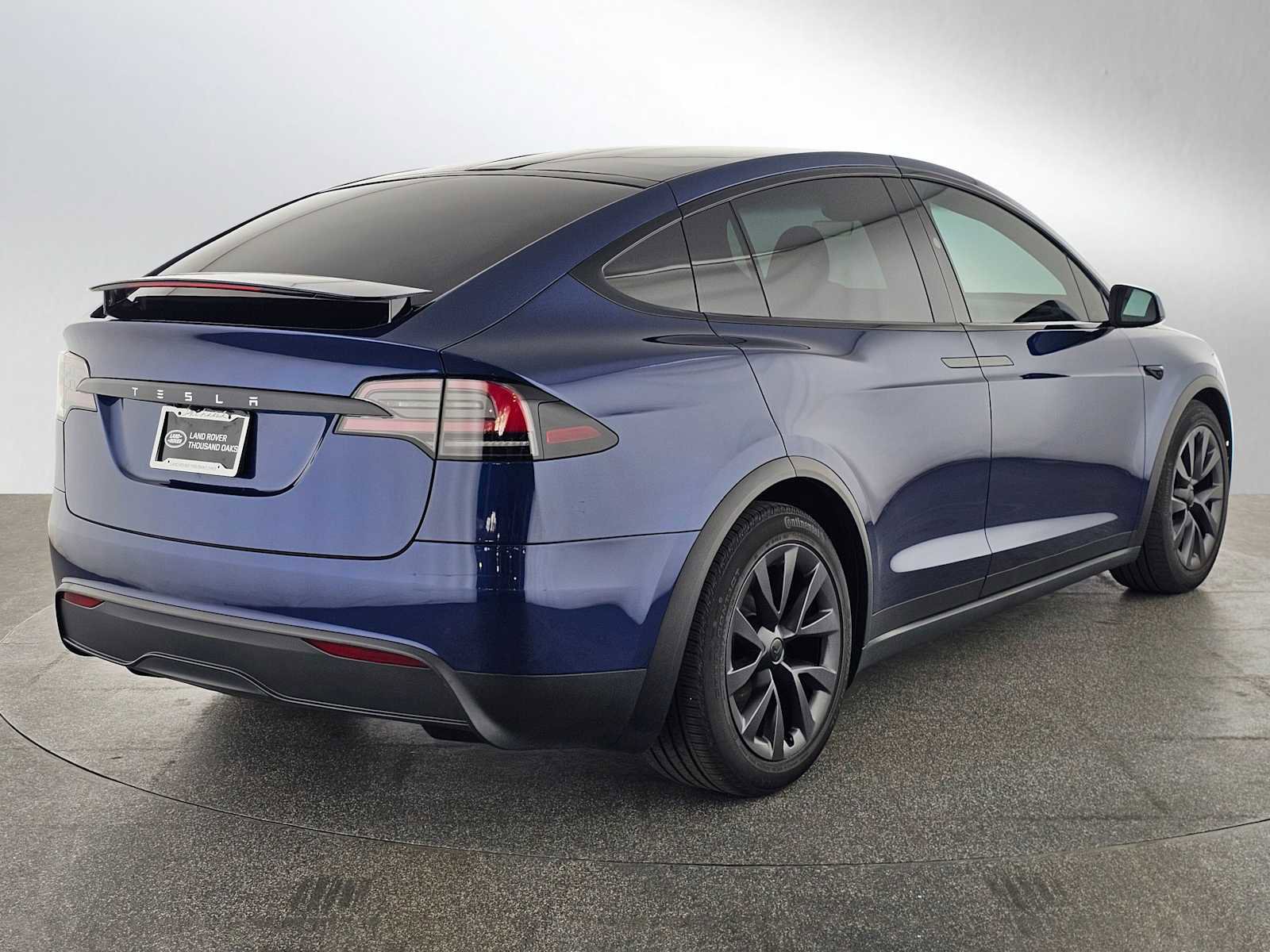 Used 2024 Tesla Model X AWD/4WD image 5