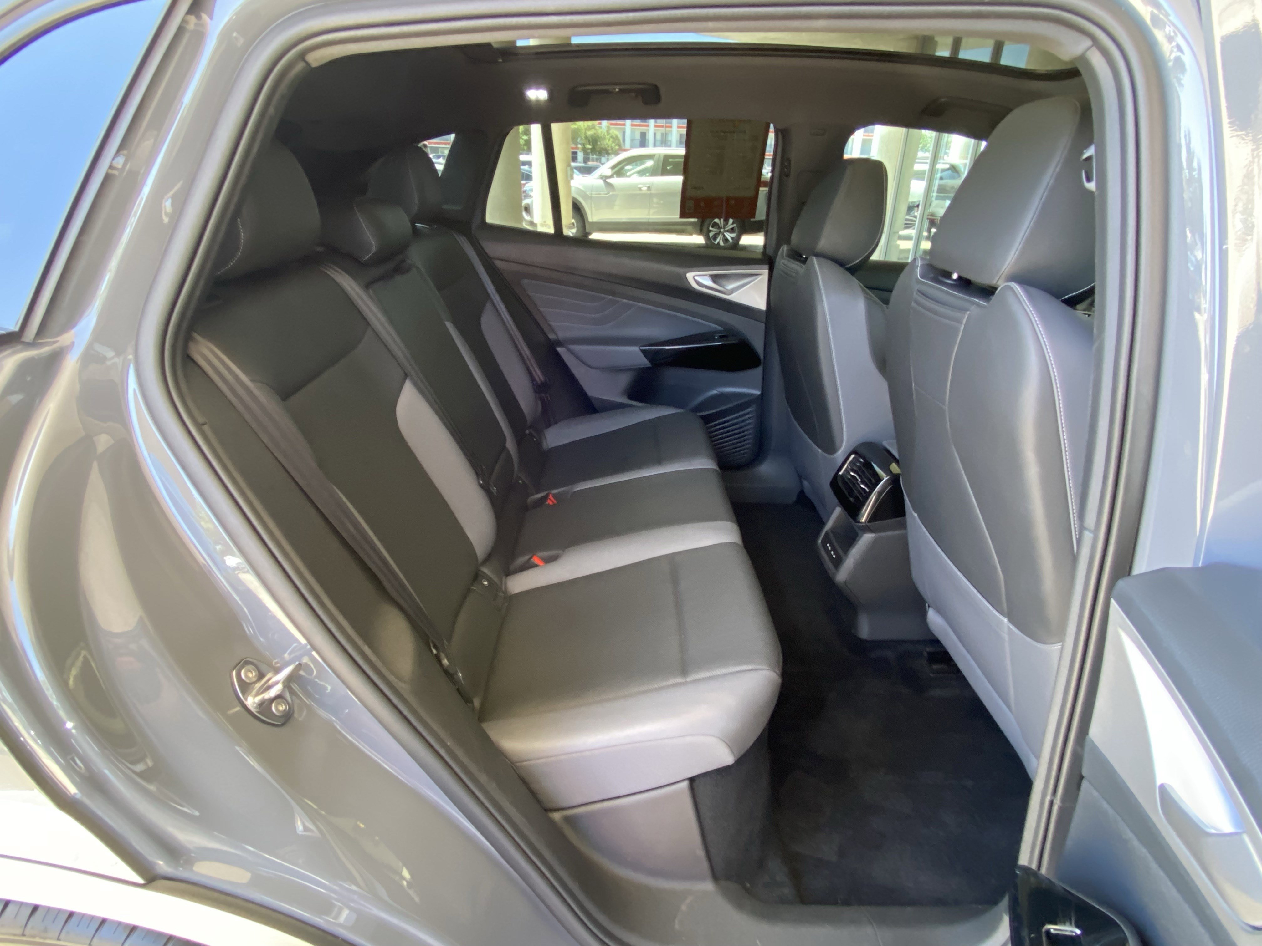 Certified 2023 Volkswagen ID.4 S RWD image 39