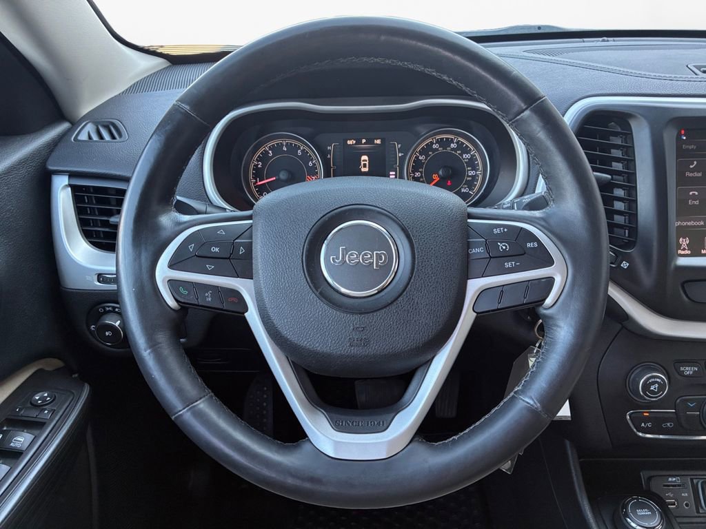 Used 2015 Jeep Cherokee Latitude w/ Cold Weather Group image 21