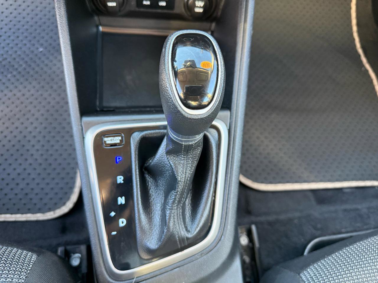 Used 2019 Hyundai Accent SE FWD image 24