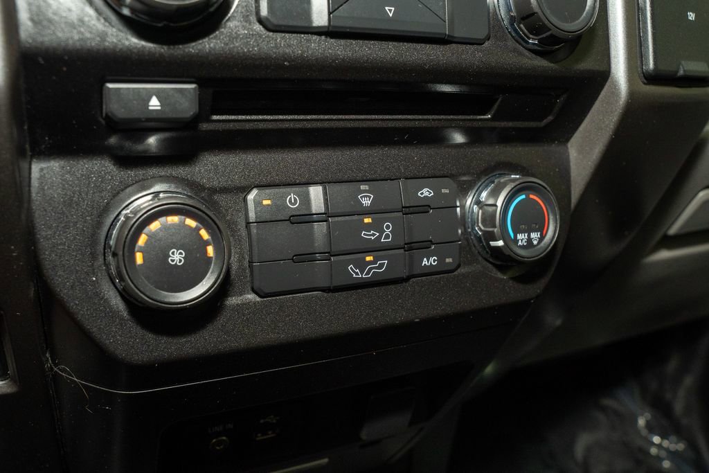 Used 2015 Ford F150 XLT w/ XTR Package image 13