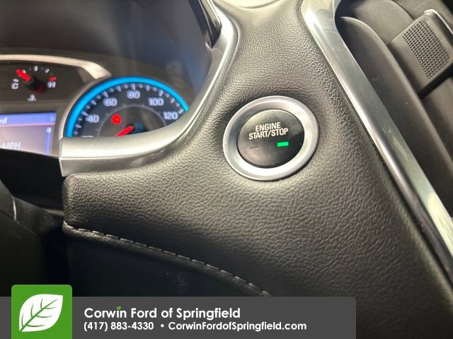 Used 2023 Chevrolet Traverse LT image 31