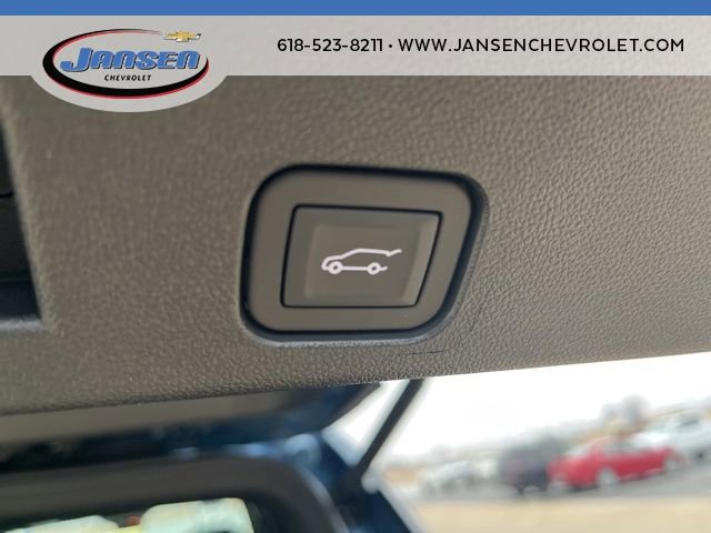 New 2026 Chevrolet Traverse LT w/ Driver Confidence Package FWD image 8