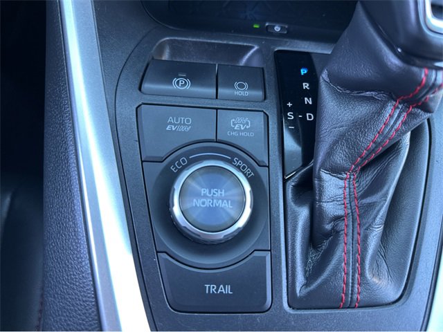 Used 2024 Toyota RAV4 XSE image 32