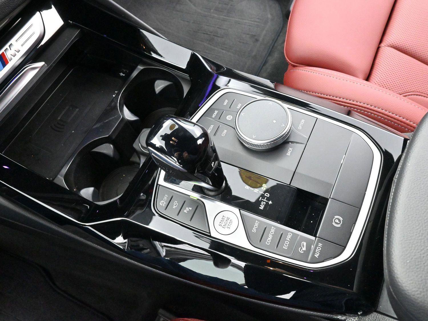 Used 2024 BMW X3 M40i w/ Premium Package image 28