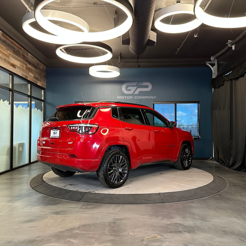 Used 2023 Jeep Compass Limited AWD/4WD image 3