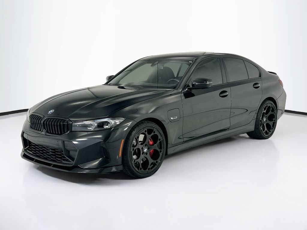 Used 2023 BMW 330e w/ M Sport Package RWD image 1