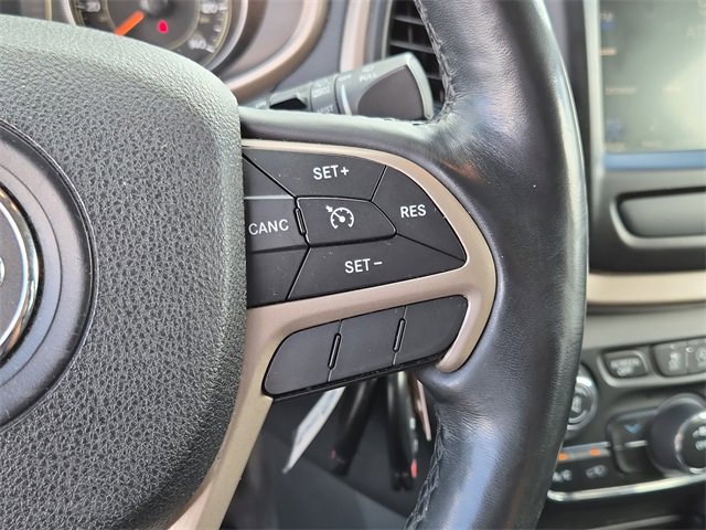 Used 2015 Jeep Cherokee Latitude w/ Cold Weather Group image 27