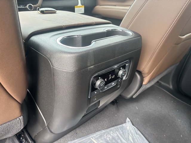 New 2026 Chevrolet Suburban High Country w/ Sun And Tow Package image 30