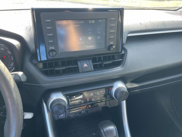 Used 2019 Toyota RAV4 LE FWD image 26