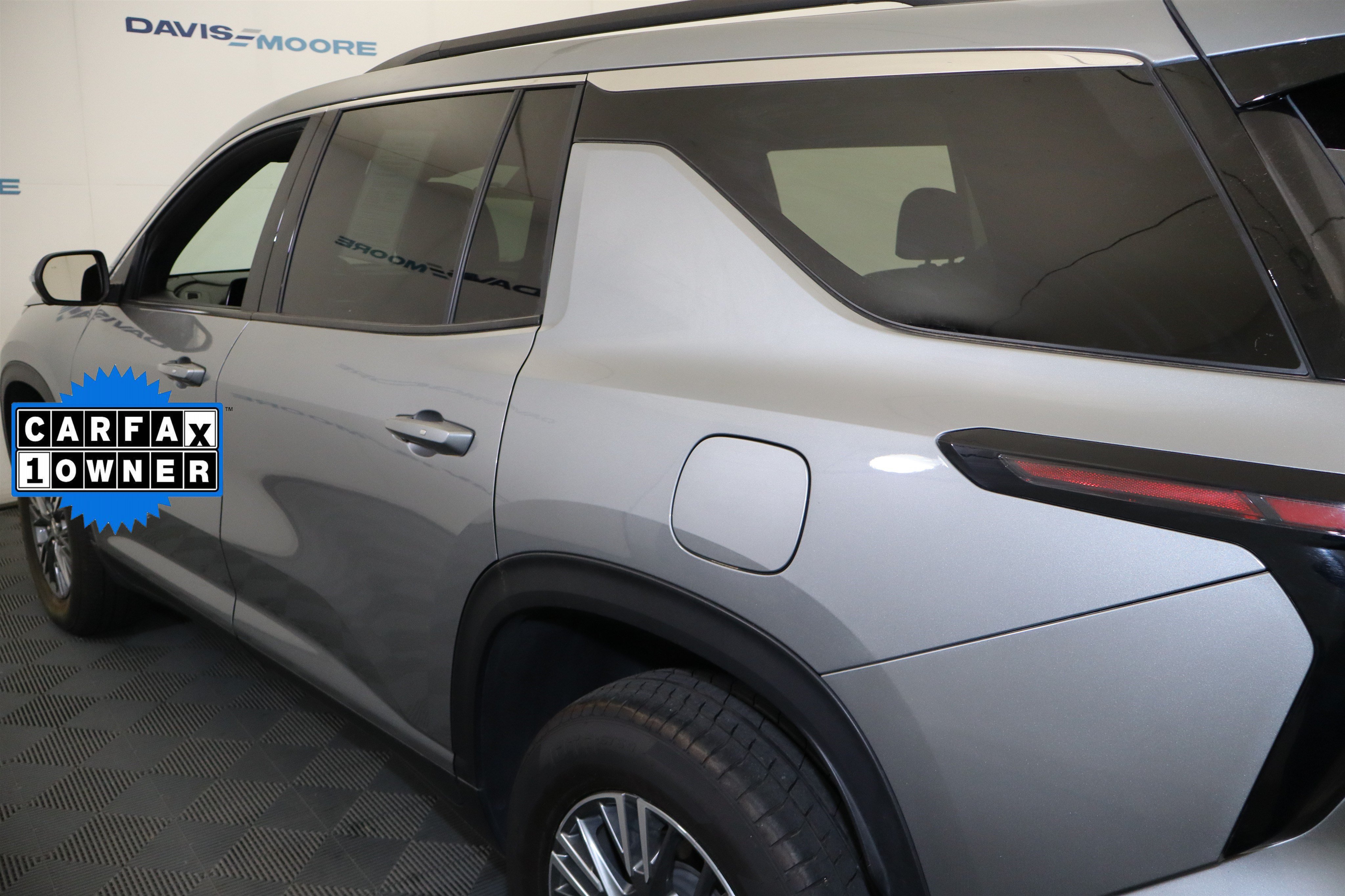 Certified 2024 Chevrolet Traverse LT FWD image 11
