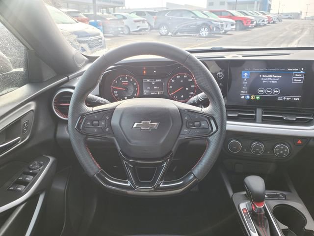 Certified 2024 Chevrolet Trax RS w/ Sunroof Package image 14