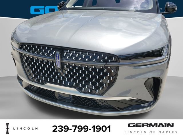 New 2025 Lincoln Nautilus Reserve image 13