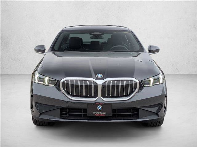 Certified 2026 BMW 530i xDrive AWD/4WD image 2