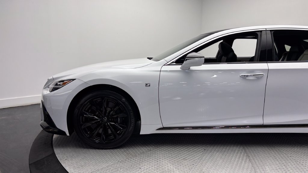 Used 2022 Lexus LS 500 F Sport AWD/4WD image 5
