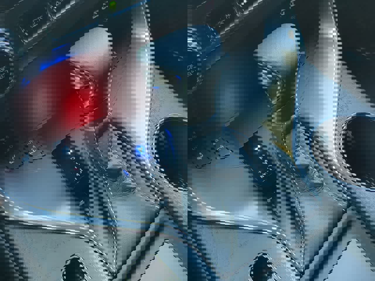 Used 2025 Lexus LX 600 4WD w/ Premium Package image 34