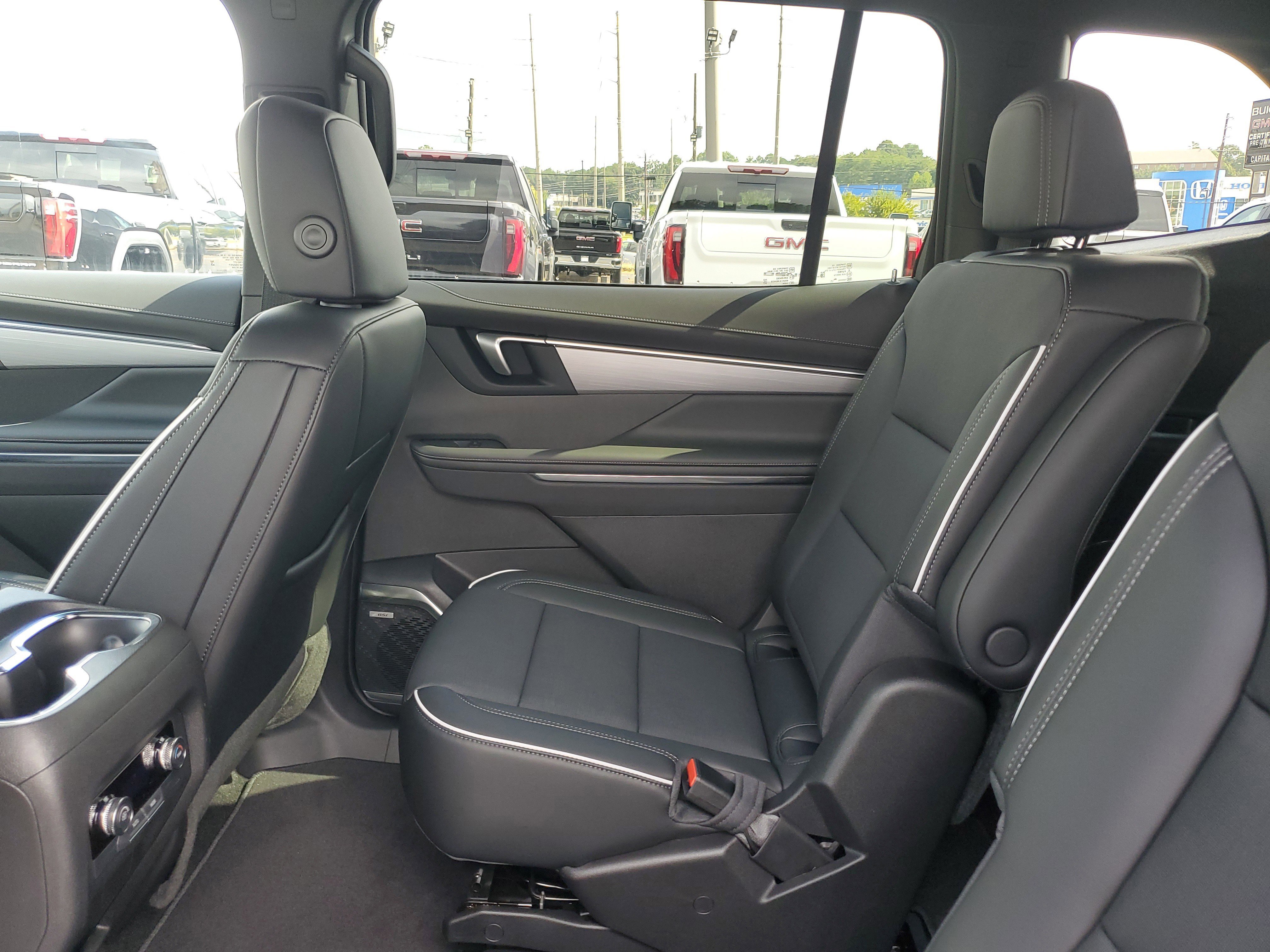 New 2026 Buick Enclave Preferred image 8