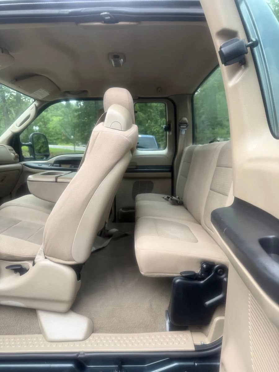 Used 2005 Ford F350 XLT AWD/4WD image 12
