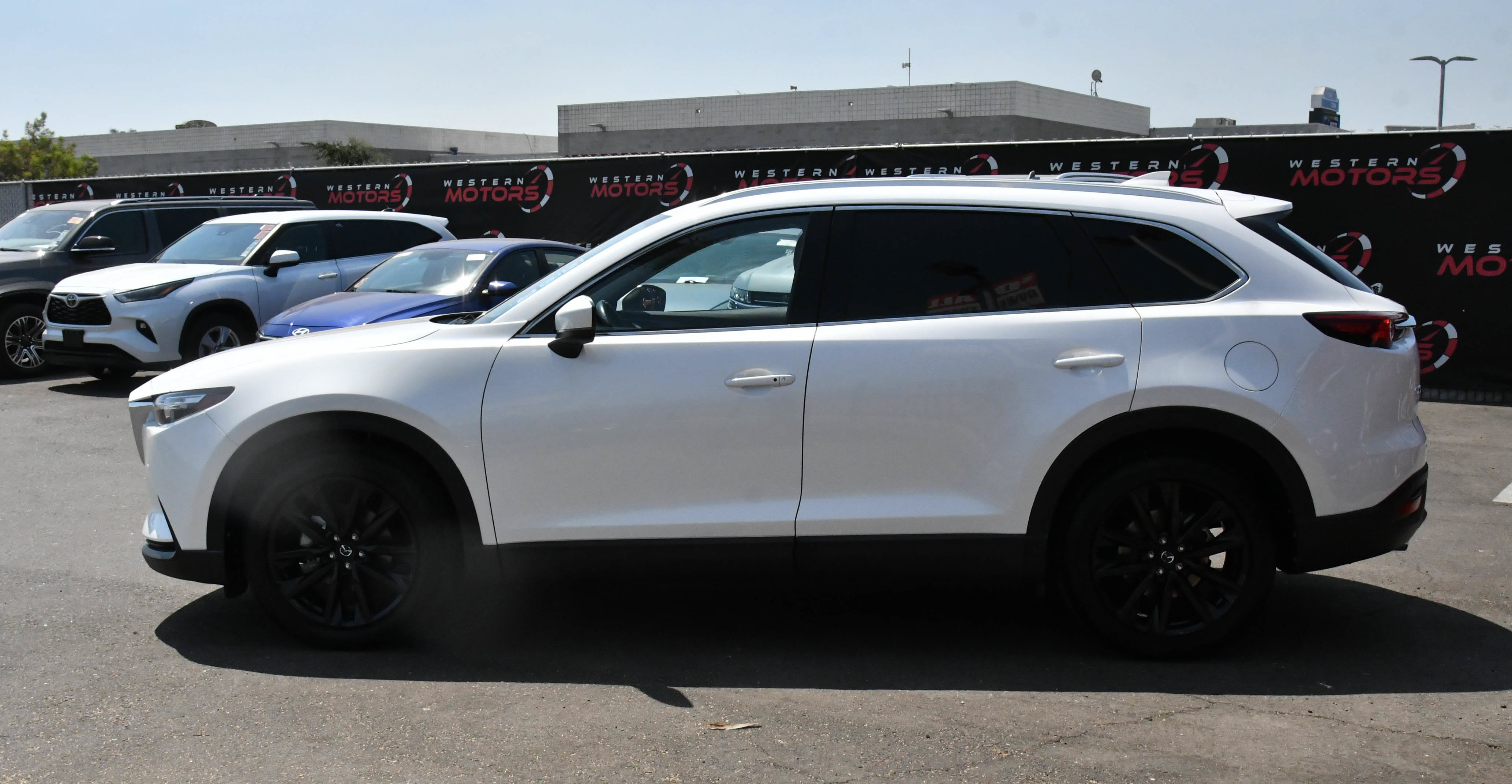 Used 2022 MAZDA CX-9 Touring Plus AWD/4WD image 4