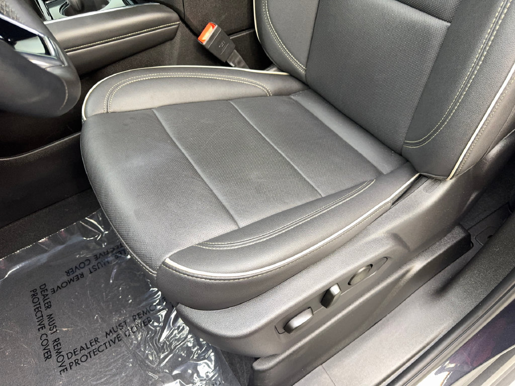 Used 2025 Chevrolet Tahoe Premier RWD image 30