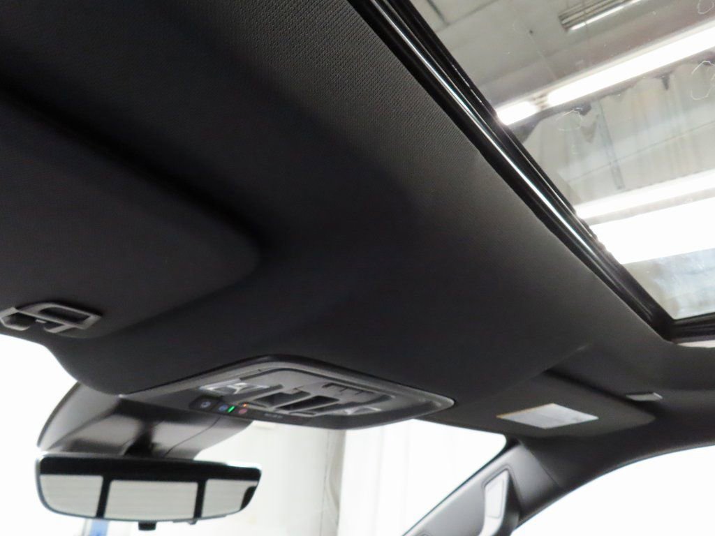 Used 2023 Chevrolet Silverado 1500 ZR2 w/ Technology Package image 29