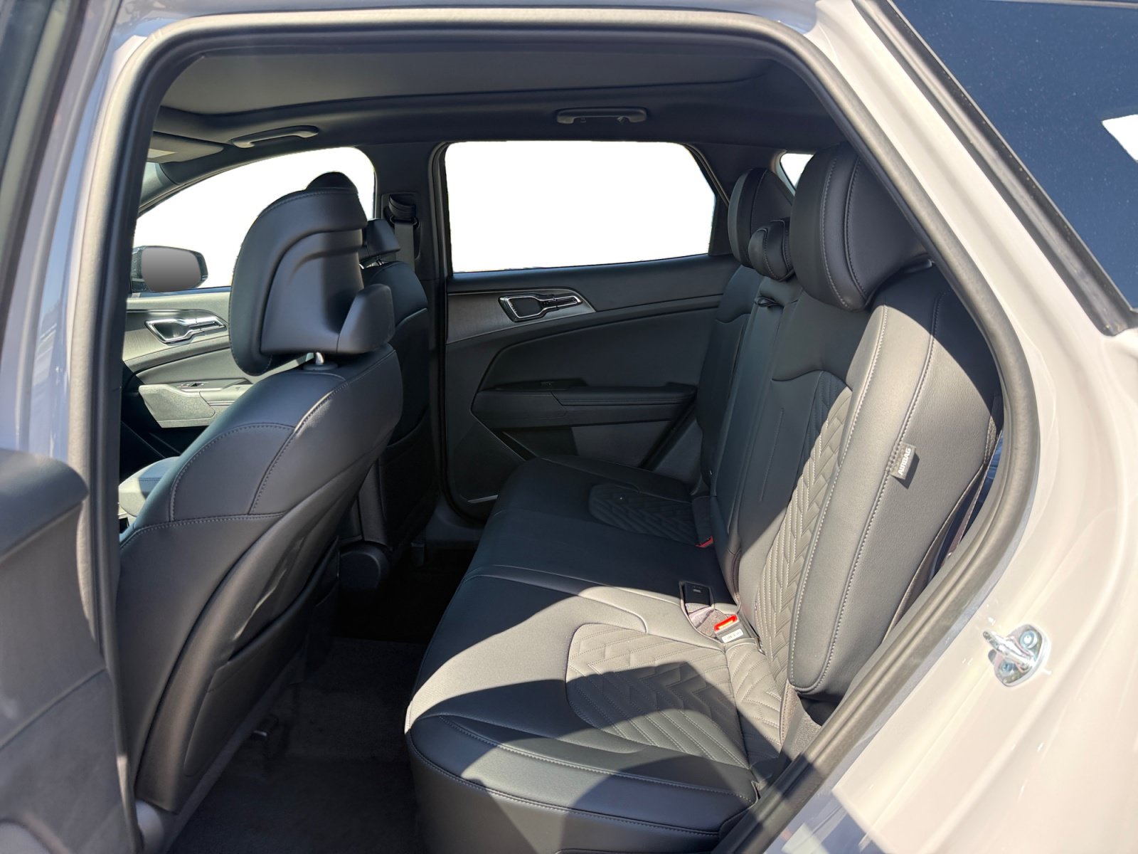 New 2027 Kia Sportage X-Line AWD/4WD image 16