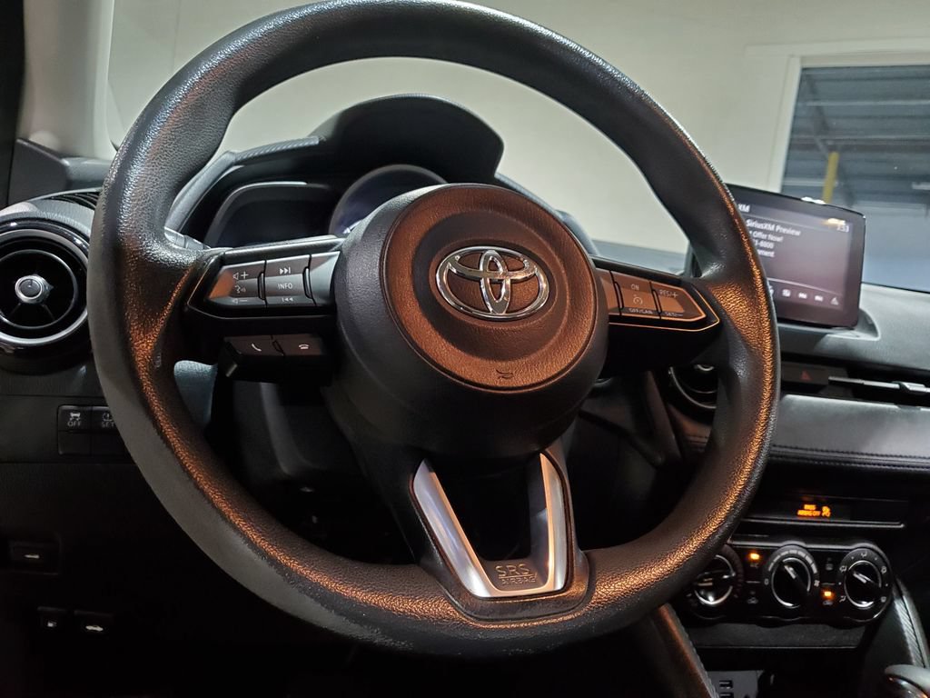 Used 2019 Toyota Yaris LE FWD image 24