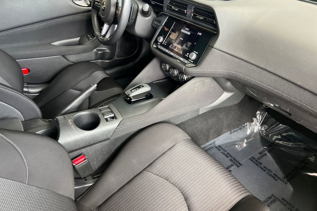 Used 2024 Nissan Z Sport w/ Floor Mat Package image 13