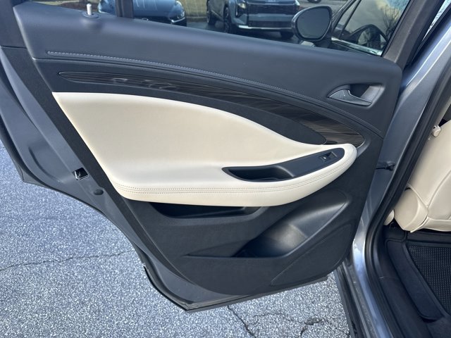 Used 2019 Buick Envision Essence image 26