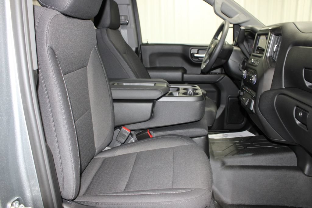 New 2026 Chevrolet Silverado 1500 Custom w/ Turbomax Blackout Package AWD/4WD image 35