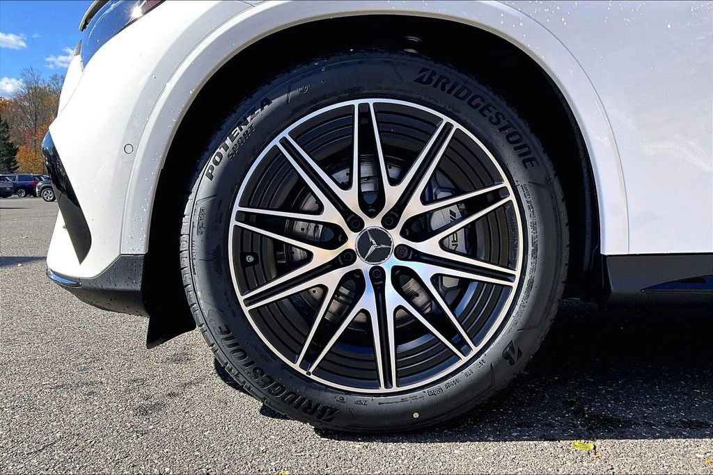 New 2026 Mercedes-Benz GLC 43 AMG 4MATIC image 12