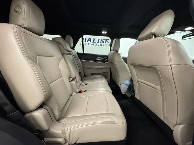 Used 2018 Ford Explorer Limited w/ Equipment Group 301A AWD/4WD image 21