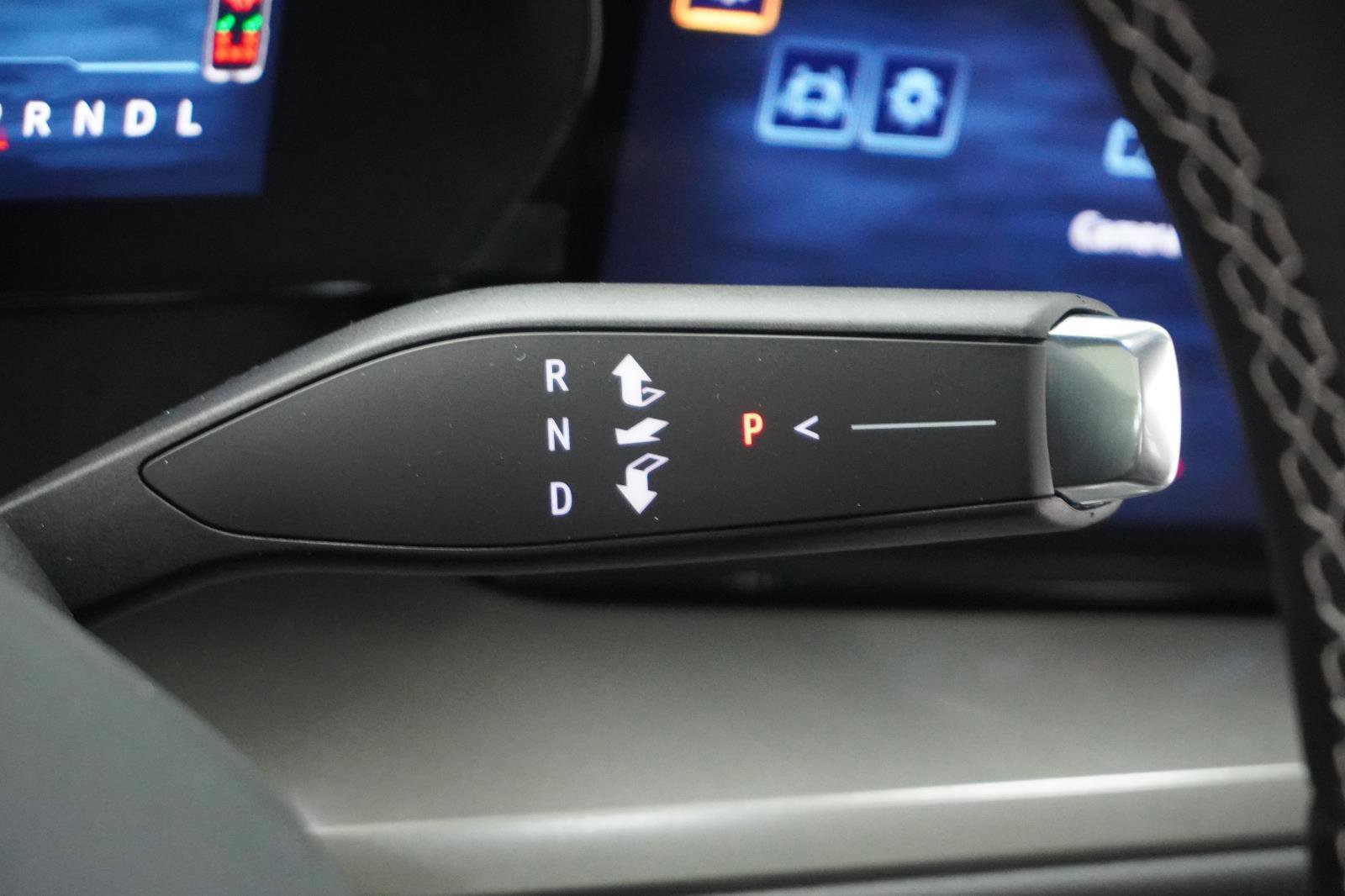 New 2026 Chevrolet Traverse LT w/ Sun and Wheel Package image 24