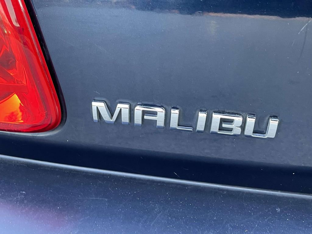 Used 2011 Chevrolet Malibu LS image 9