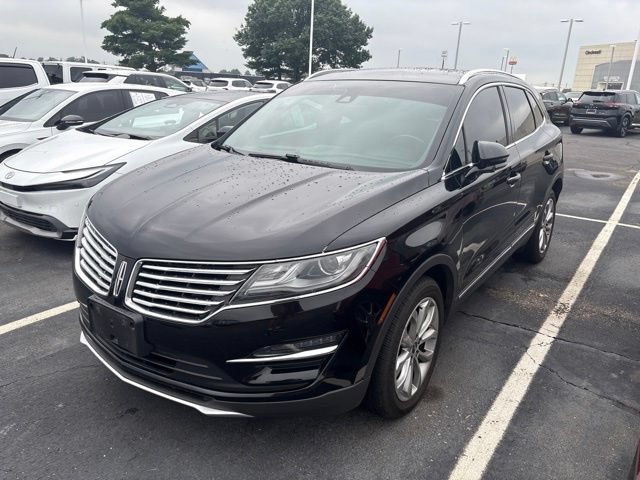 Used 2018 Lincoln MKC Select w/ Select Plus Package AWD/4WD image 3