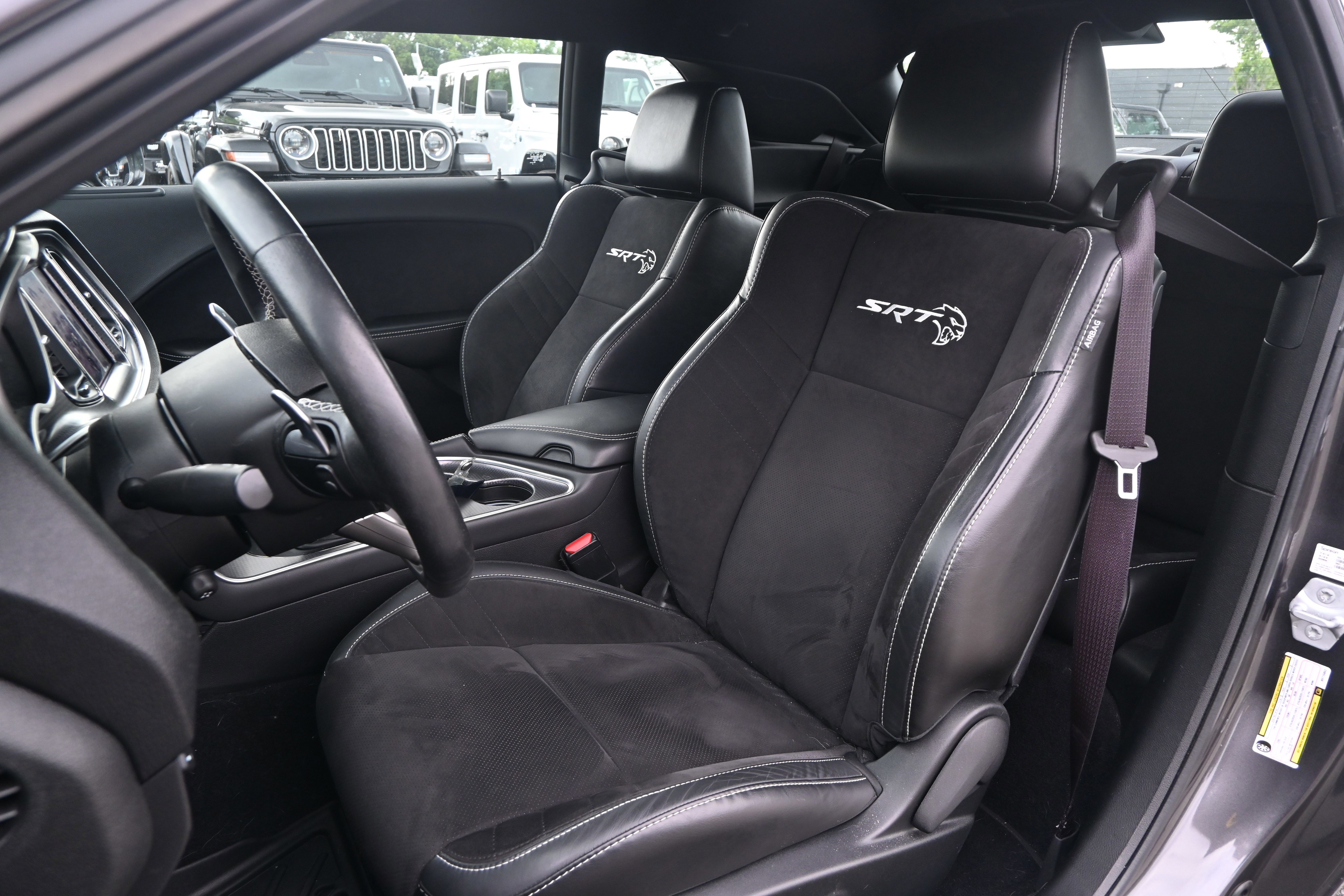 Used 2019 Dodge Challenger SRT Hellcat w/ Plus Package RWD image 12