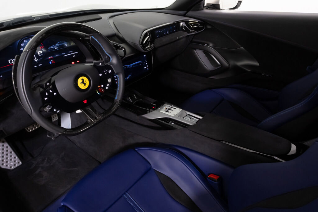 Used 2025 Ferrari 12Cilindri image 39