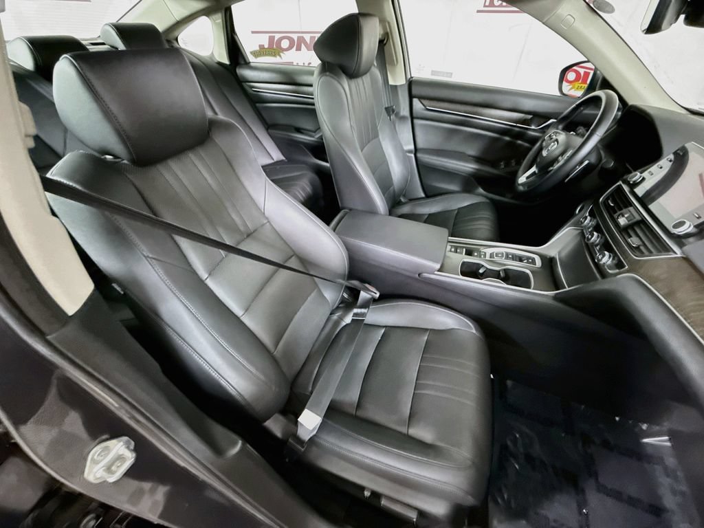 Used 2021 Honda Accord EX-L image 30