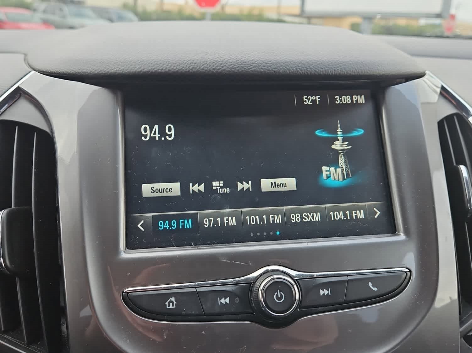 Used 2017 Chevrolet Cruze LT image 16