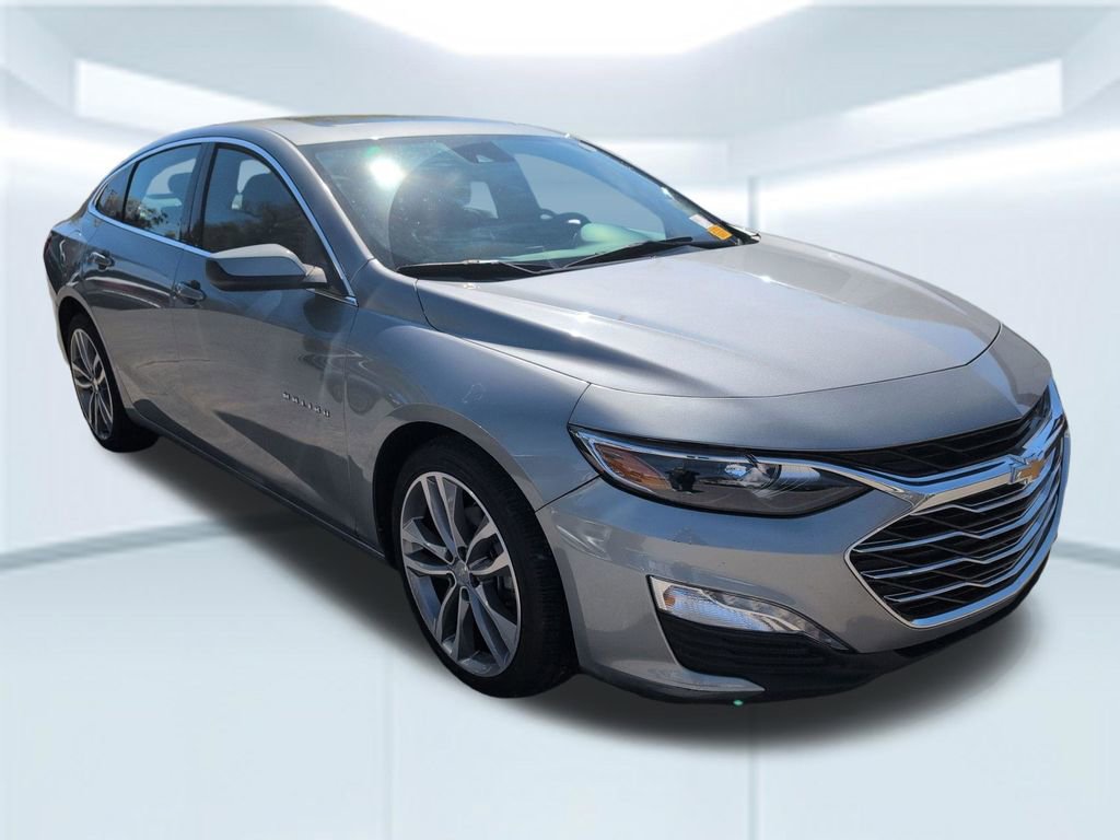 Used 2023 Chevrolet Malibu LT image 2