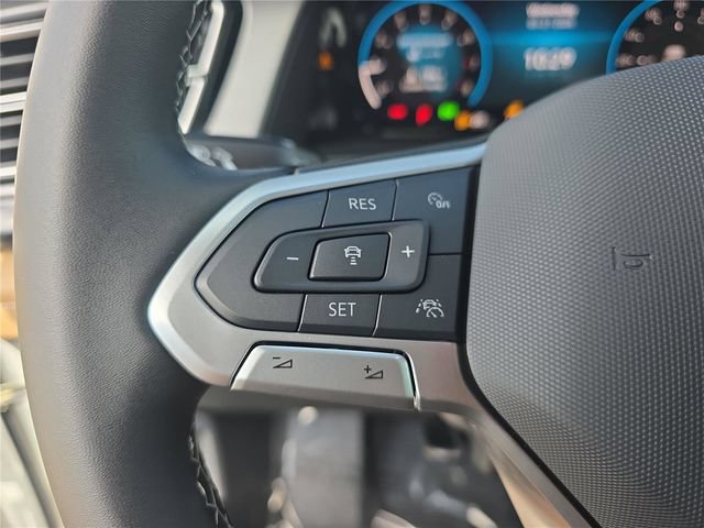New 2026 Volkswagen Atlas Cross Sport SE FWD image 25