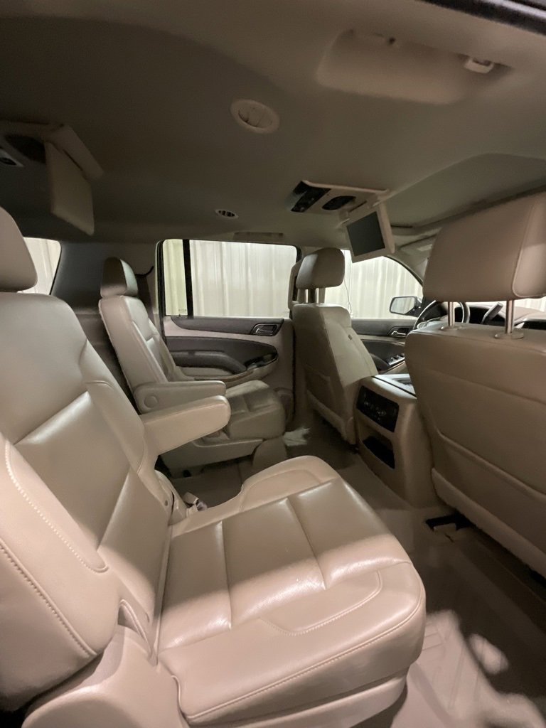 Used 2020 Chevrolet Suburban Premier image 14