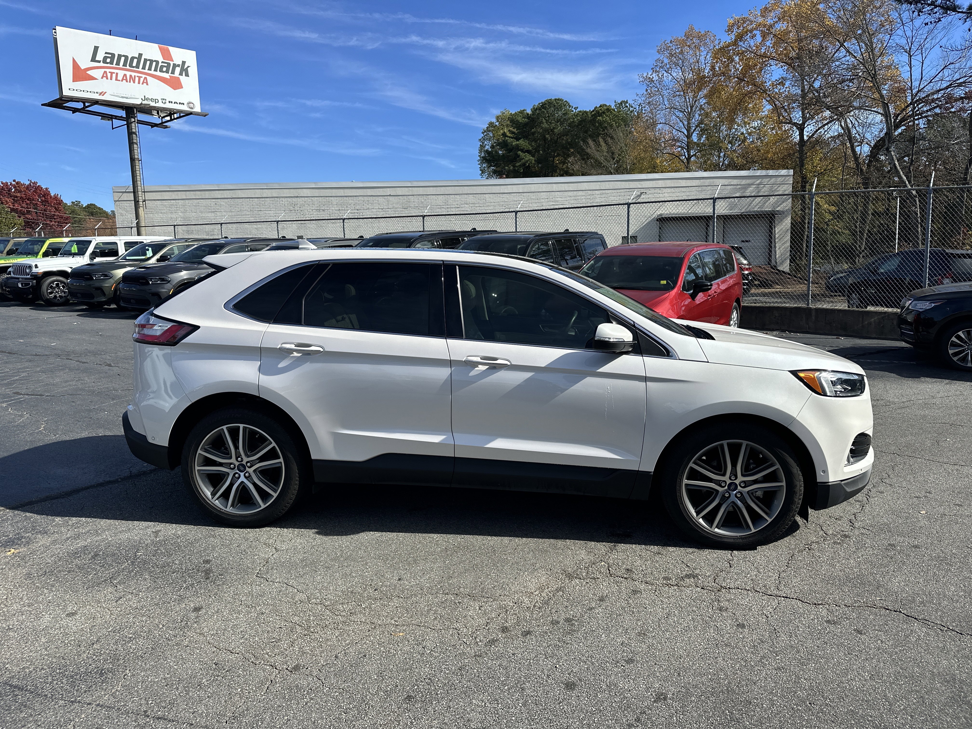 Used 2019 Ford Edge Titanium w/ Equipment Group 301A image 10