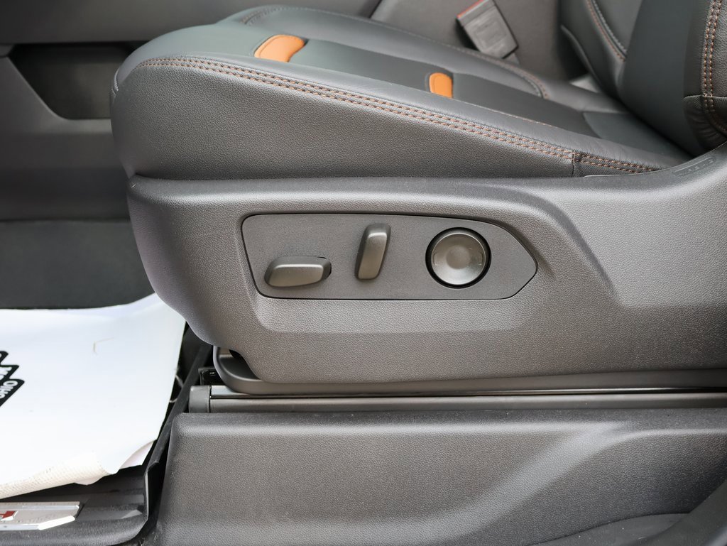 New 2026 GMC Sierra 3500 AT4 w/ AT4 Premium Plus Package image 17