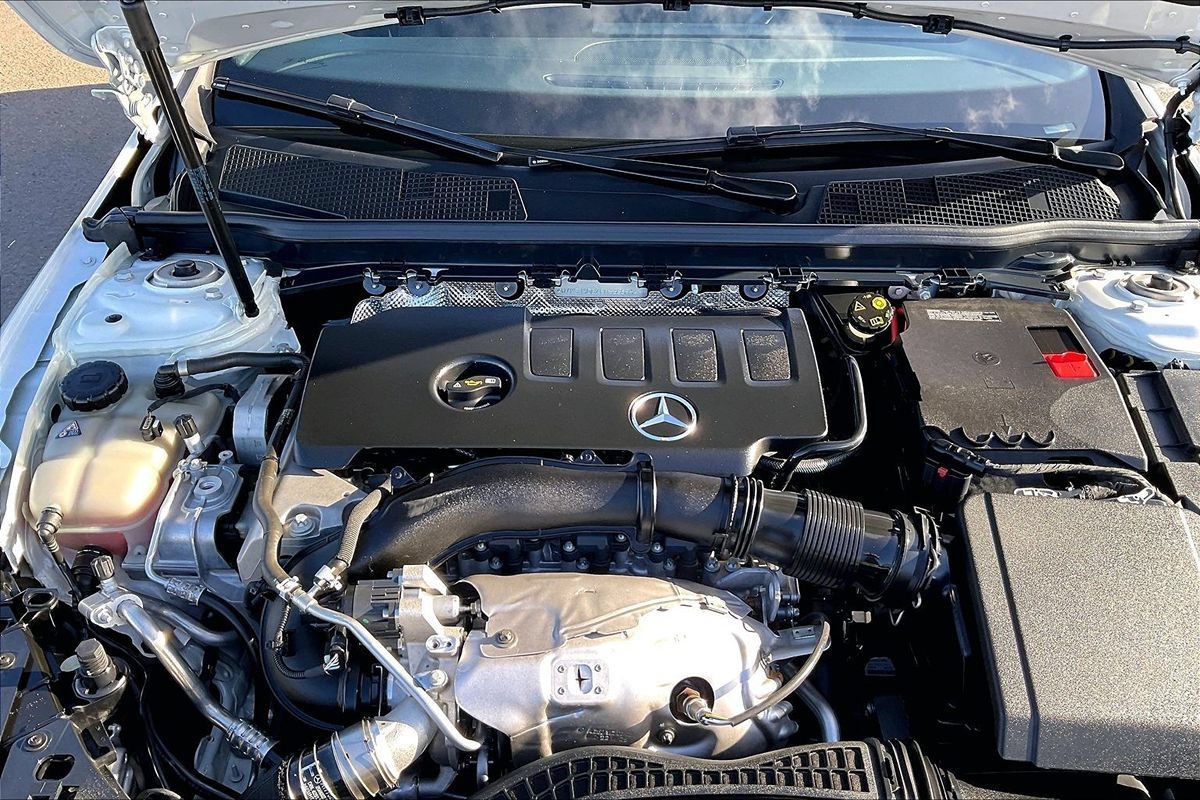 Used 2023 Mercedes-Benz CLA 250 image 9