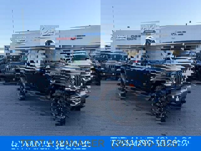 New 2025 Jeep Gladiator Sport image 1