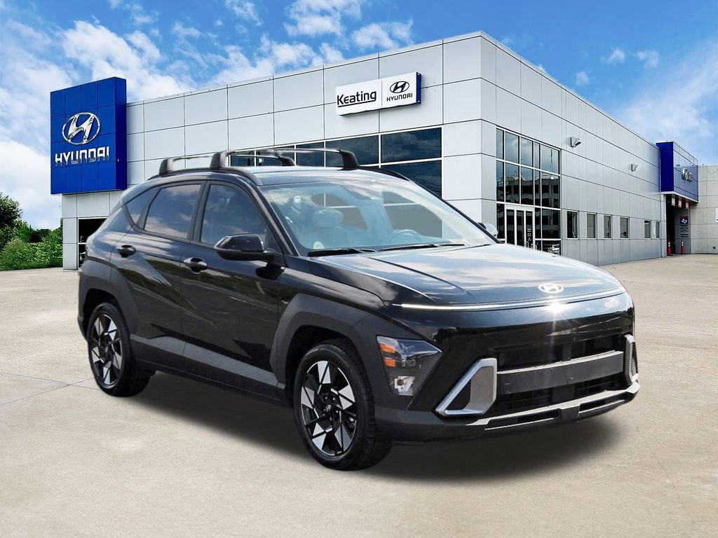 Certified 2025 Hyundai Kona SEL FWD image 3
