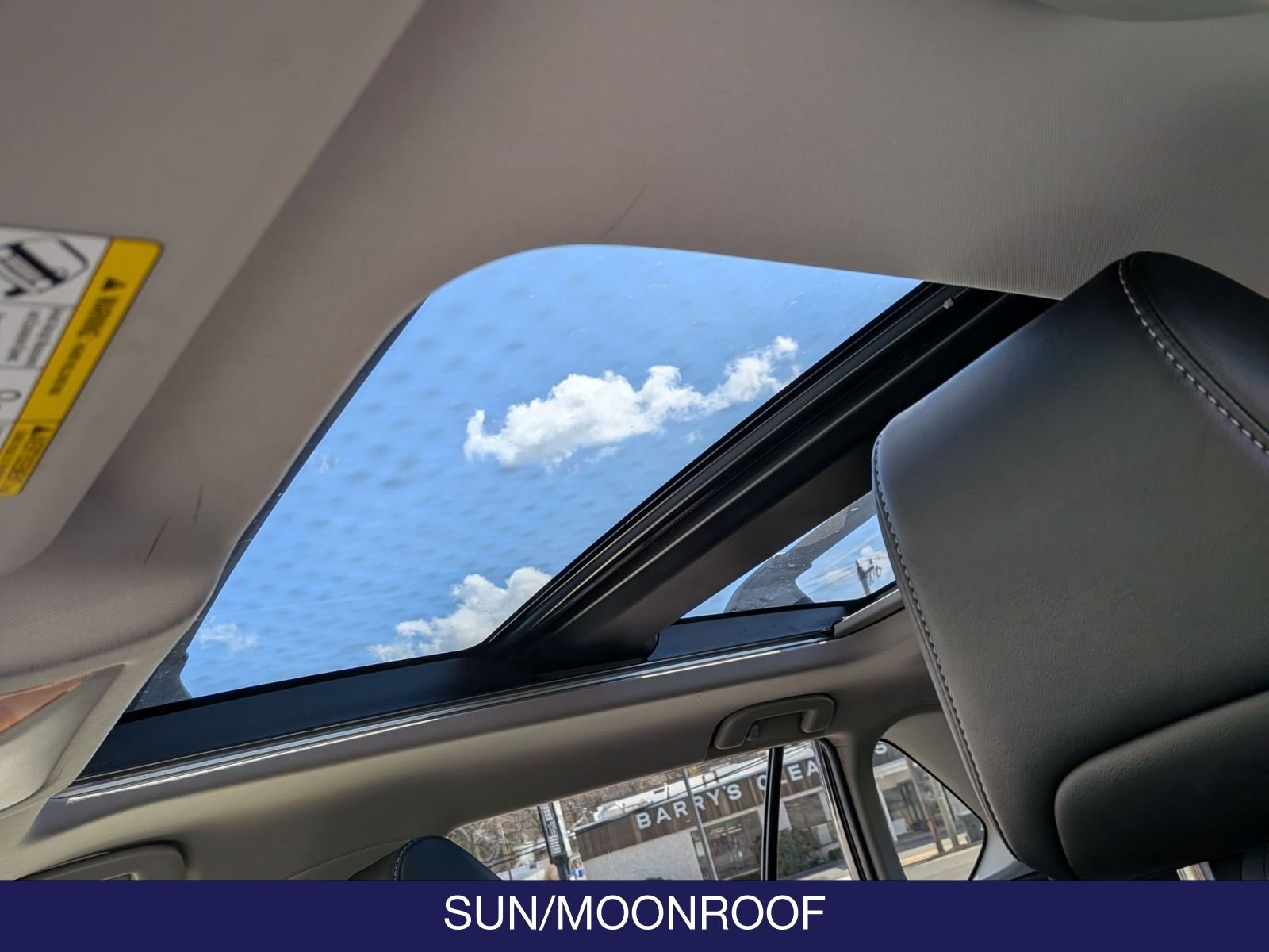 Used 2021 Toyota RAV4 Limited AWD/4WD image 12